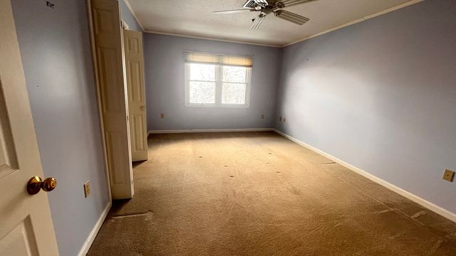13 Dallas Dr 305, Dracut, MA 01826