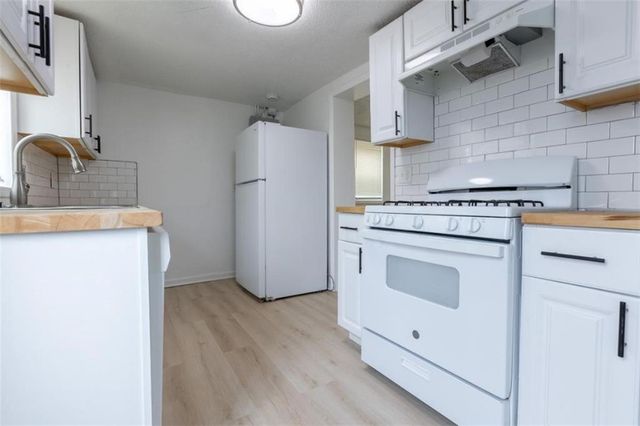 4420 N Jackson Avenue, Kansas City, MO 64117