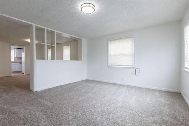 4420 N Jackson Avenue, Kansas City, MO 64117