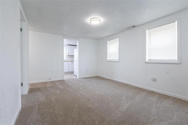 4420 N Jackson Avenue, Kansas City, MO 64117