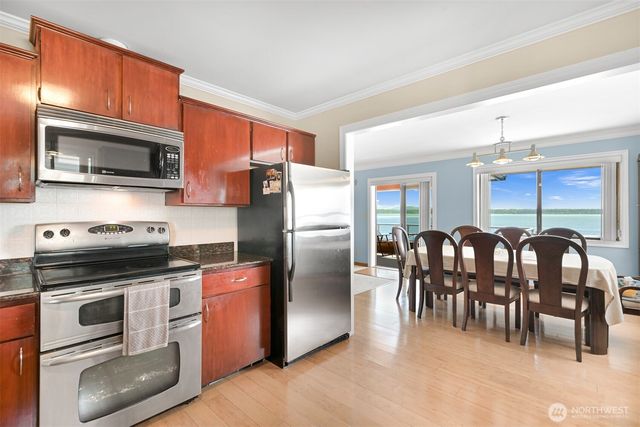 3962 Saltspring Drive, Ferndale, WA 98248