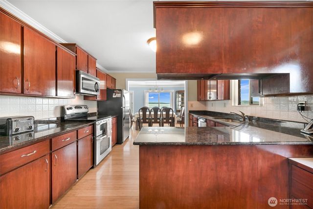 3962 Saltspring Drive, Ferndale, WA 98248