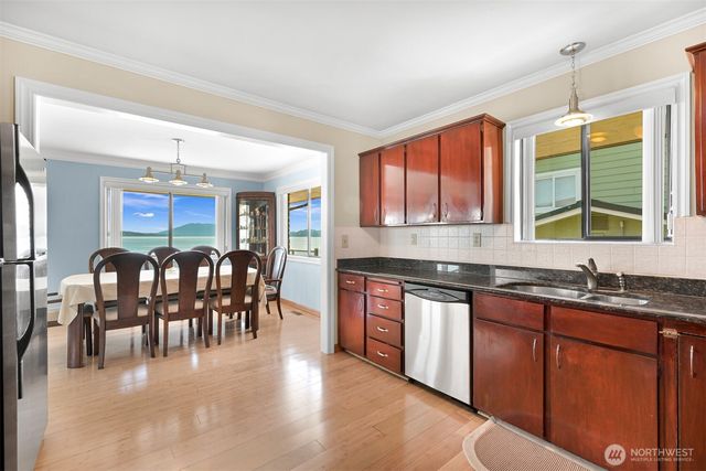 3962 Saltspring Drive, Ferndale, WA 98248