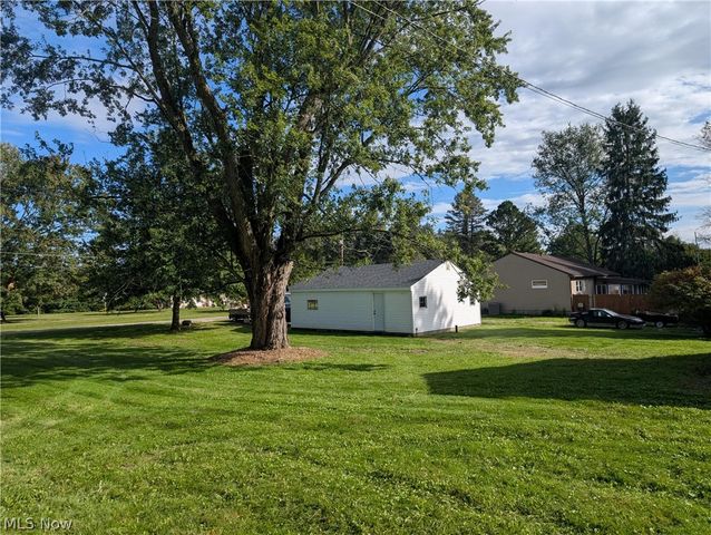 3246 E Waterloo Road, Akron, OH 44312