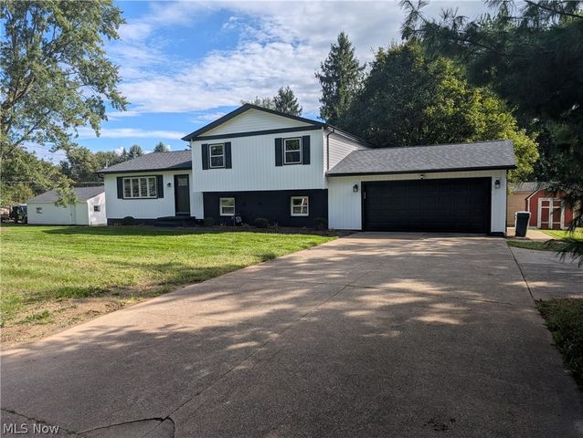 3246 E Waterloo Road, Akron, OH 44312