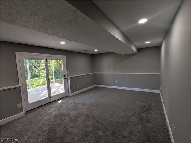 3246 E Waterloo Road, Akron, OH 44312