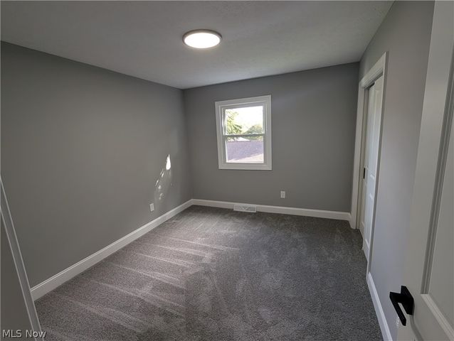 3246 E Waterloo Road, Akron, OH 44312