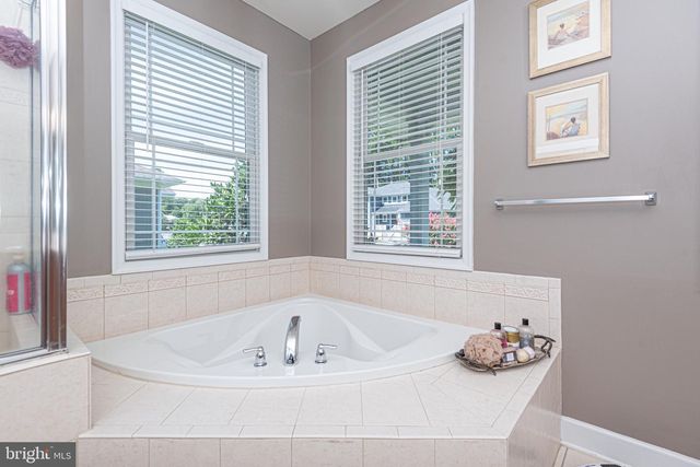 11752 MAID AT ARMS LN, Berlin, MD 21811