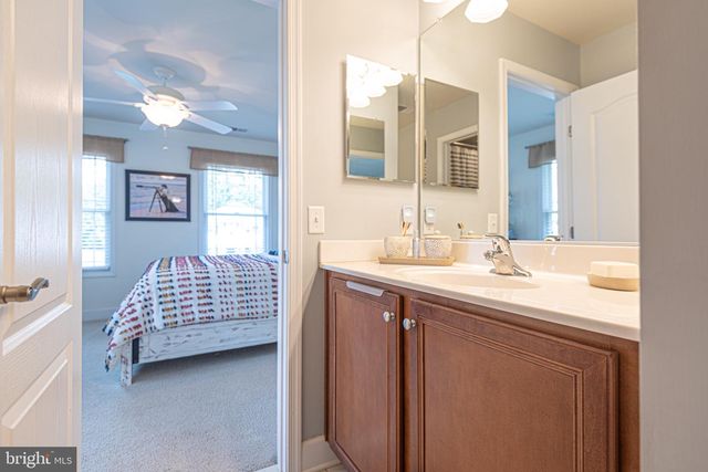 11752 MAID AT ARMS LN, Berlin, MD 21811