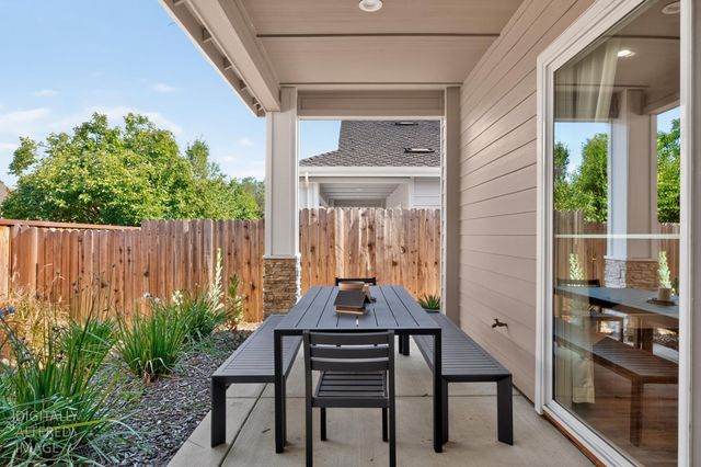 3320 Water Well Pl, Loomis, CA 95650