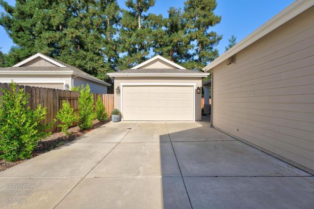 3320 Water Well Pl, Loomis, CA 95650