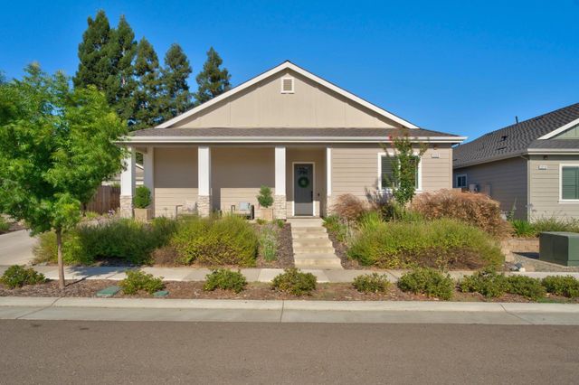 3320 Water Well Pl, Loomis, CA 95650