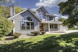 W143N10660 Magnolia DRIVE, Germantown, WI 53022