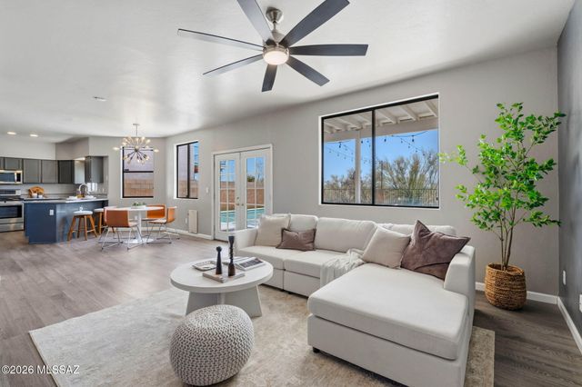 1237 W Paintbrush Place, Tucson, AZ 85704