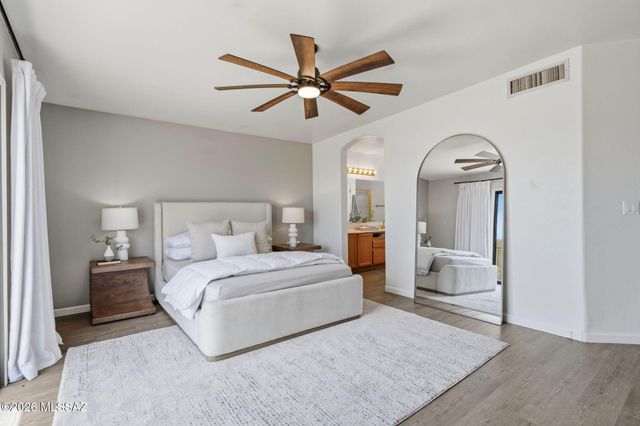 1237 W Paintbrush Place, Tucson, AZ 85704