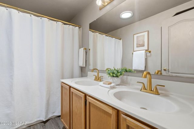 1237 W Paintbrush Place, Tucson, AZ 85704