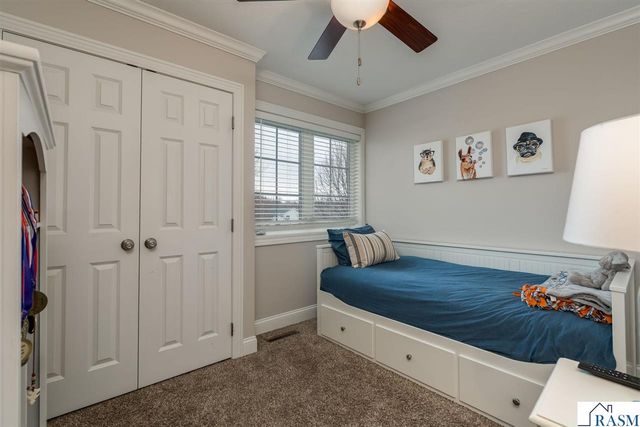 2119 Burnett Lane, North Mankato, MN 56003