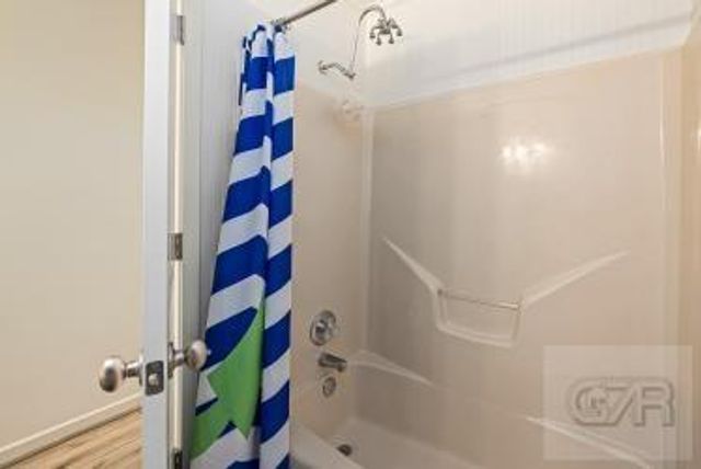 4006 Elissa Court, Galveston, TX 77554