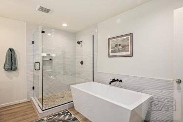 4006 Elissa Court, Galveston, TX 77554