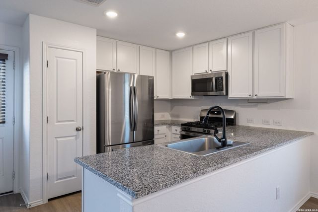 10547 McClintock, Converse, TX 78109