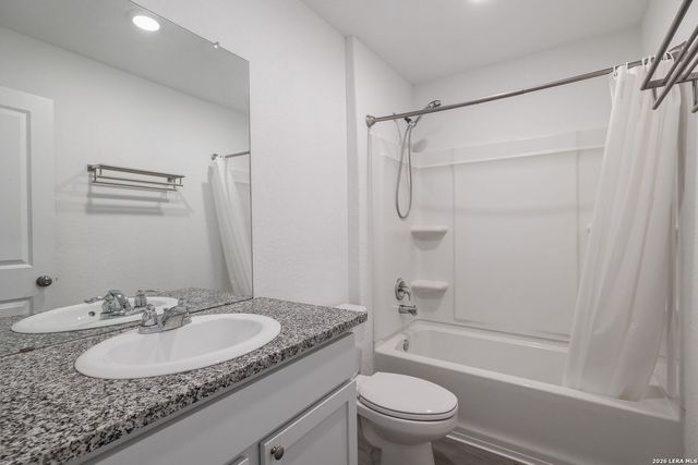 10547 McClintock, Converse, TX 78109