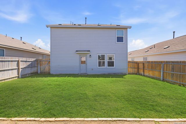 10547 McClintock, Converse, TX 78109