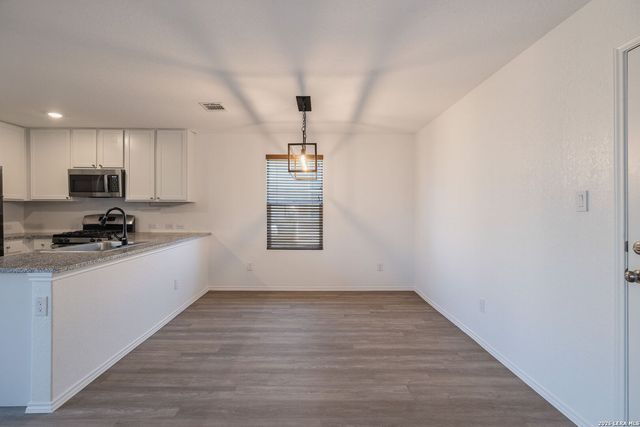 10547 McClintock, Converse, TX 78109