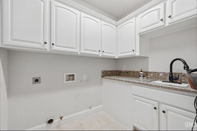 14923 Colonia De Las Rosas, Bakersfield, CA 93306