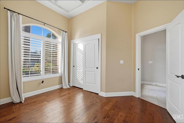 14923 Colonia De Las Rosas, Bakersfield, CA 93306