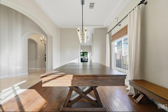 14923 Colonia De Las Rosas, Bakersfield, CA 93306