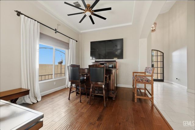 14923 Colonia De Las Rosas, Bakersfield, CA 93306