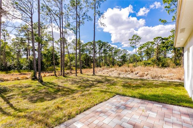 1120 Ravenswood ST E, Lehigh Acres, FL 33974