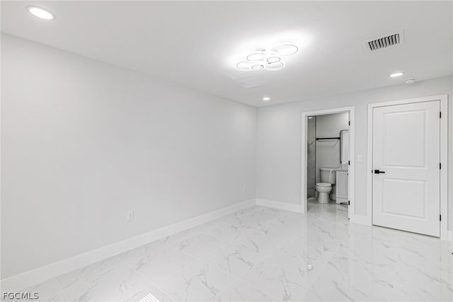 1120 Ravenswood ST E, Lehigh Acres, FL 33974