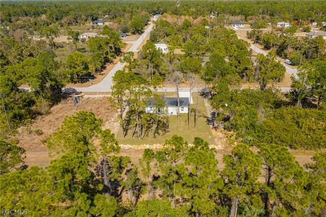 1120 Ravenswood ST E, Lehigh Acres, FL 33974