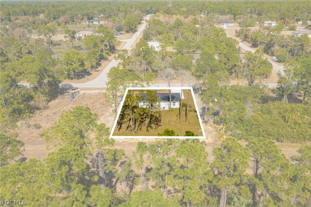 1120 Ravenswood ST E, Lehigh Acres, FL 33974