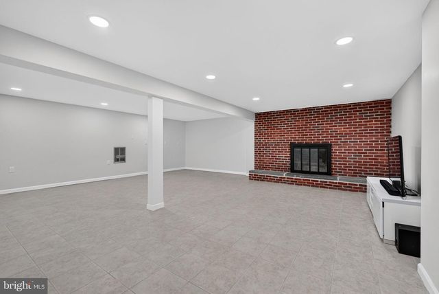 1521 FELLOWSHIP DR, Lancaster, PA 17601
