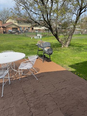 850 Campus Avenue, Matteson, IL 60443