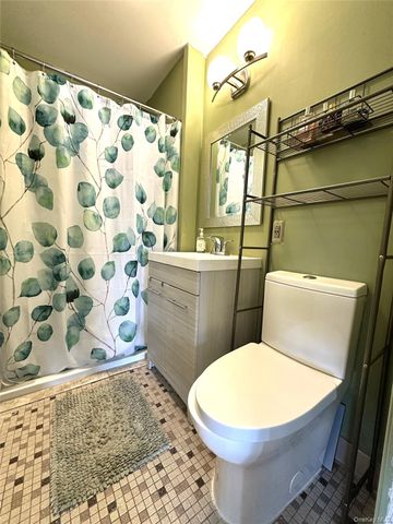 7 Loudon Drive 7, Fishkill, NY 12524