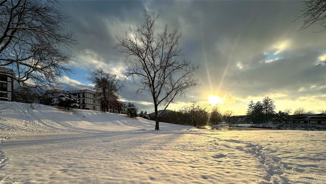 7 Loudon Drive 7, Fishkill, NY 12524