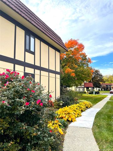 7 Loudon Drive 7, Fishkill, NY 12524