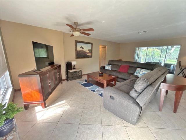 8512 Fordham ST, Fort Myers, FL 33907