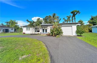 8512 Fordham ST, Fort Myers, FL 33907