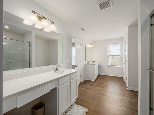 1520 Billingham Drive, Grove City, OH 43123