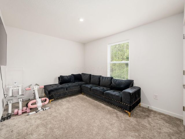 1520 Billingham Drive, Grove City, OH 43123