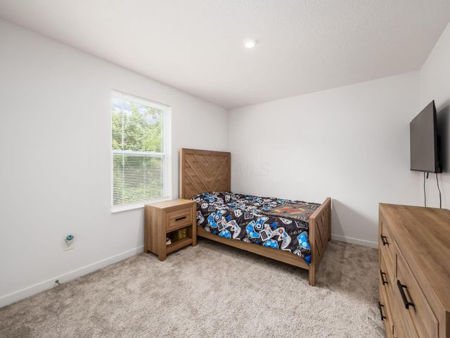 1520 Billingham Drive, Grove City, OH 43123