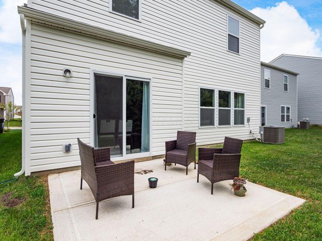 1520 Billingham Drive, Grove City, OH 43123