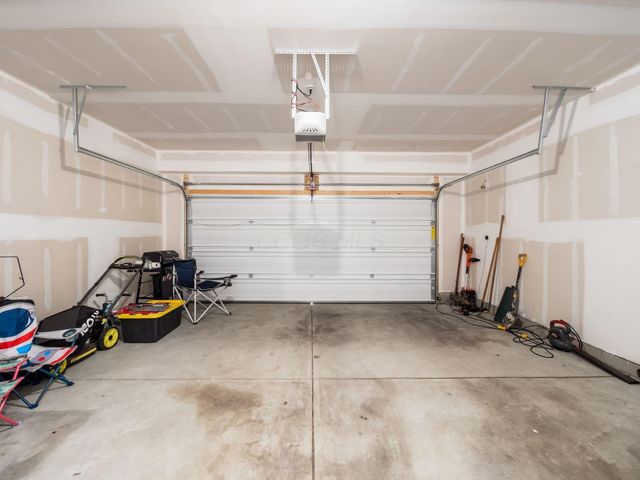 1520 Billingham Drive, Grove City, OH 43123