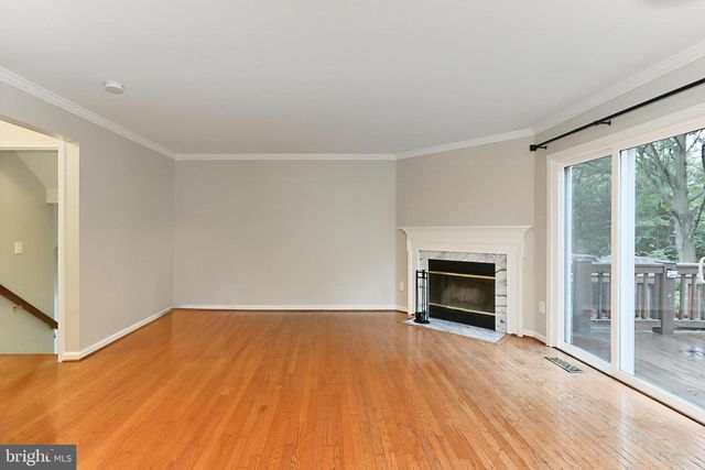 7447 DIGBY GRN, Alexandria, VA 22315