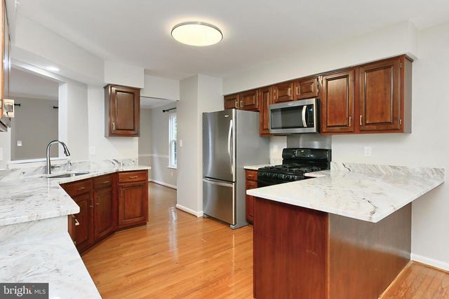7447 DIGBY GRN, Alexandria, VA 22315