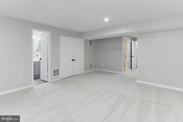 7447 DIGBY GRN, Alexandria, VA 22315